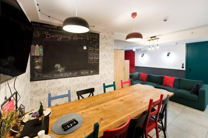 Waterlane Island Hostel&Apartments Gdansk Ngoại thất bức ảnh